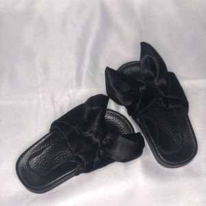 Slides for infant girls size small and medium